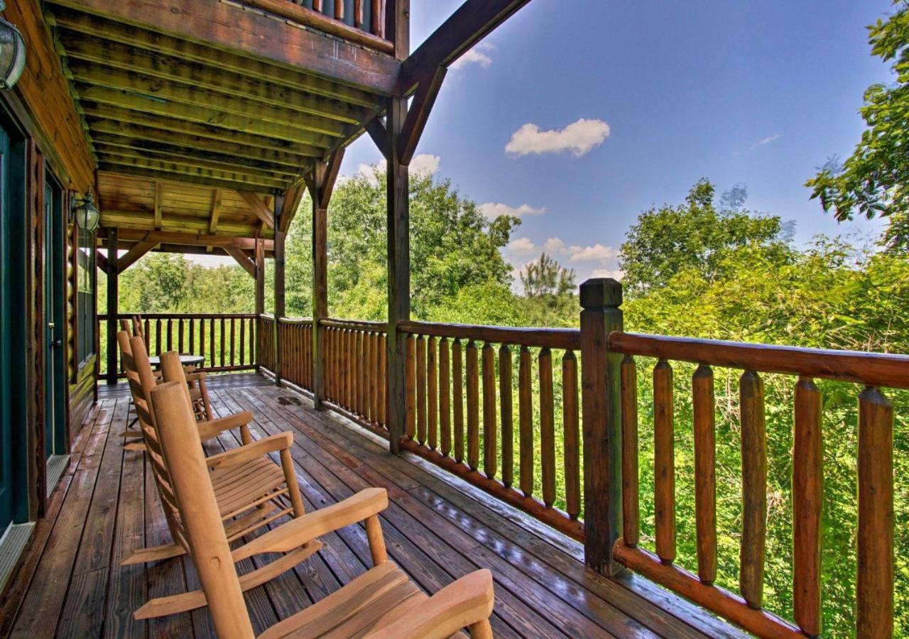 Fabulous Pet-Friendly, Family Cabin With Outdoor Kitchen, Hot Tub, Sauna, Fireplace, Theater Room, Arcade, Pool Table, And Fire Pit Within Minuties Of Dollywood セバービル エクステリア 写真