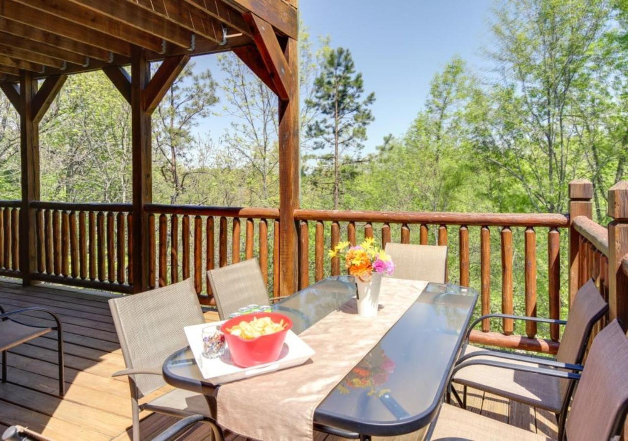 Fabulous Pet-Friendly, Family Cabin With Outdoor Kitchen, Hot Tub, Sauna, Fireplace, Theater Room, Arcade, Pool Table, And Fire Pit Within Minuties Of Dollywood セバービル エクステリア 写真