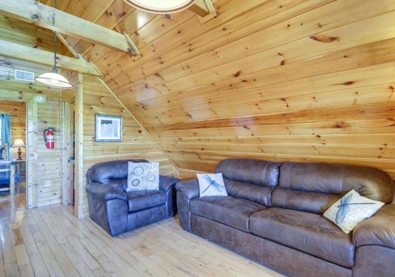 Fabulous Pet-Friendly, Family Cabin With Outdoor Kitchen, Hot Tub, Sauna, Fireplace, Theater Room, Arcade, Pool Table, And Fire Pit Within Minuties Of Dollywood セバービル エクステリア 写真