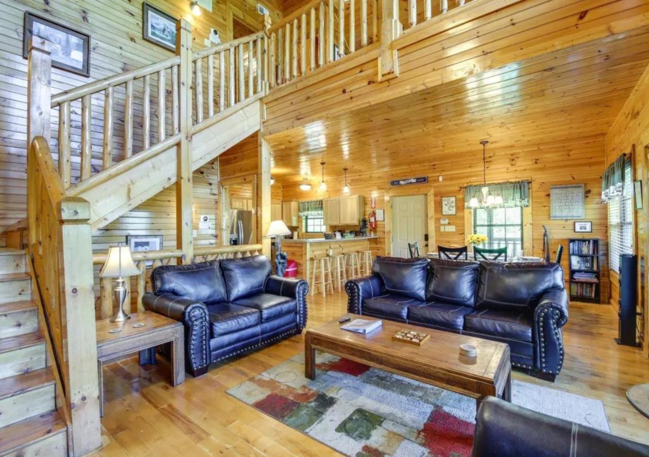 Fabulous Pet-Friendly, Family Cabin With Outdoor Kitchen, Hot Tub, Sauna, Fireplace, Theater Room, Arcade, Pool Table, And Fire Pit Within Minuties Of Dollywood セバービル エクステリア 写真