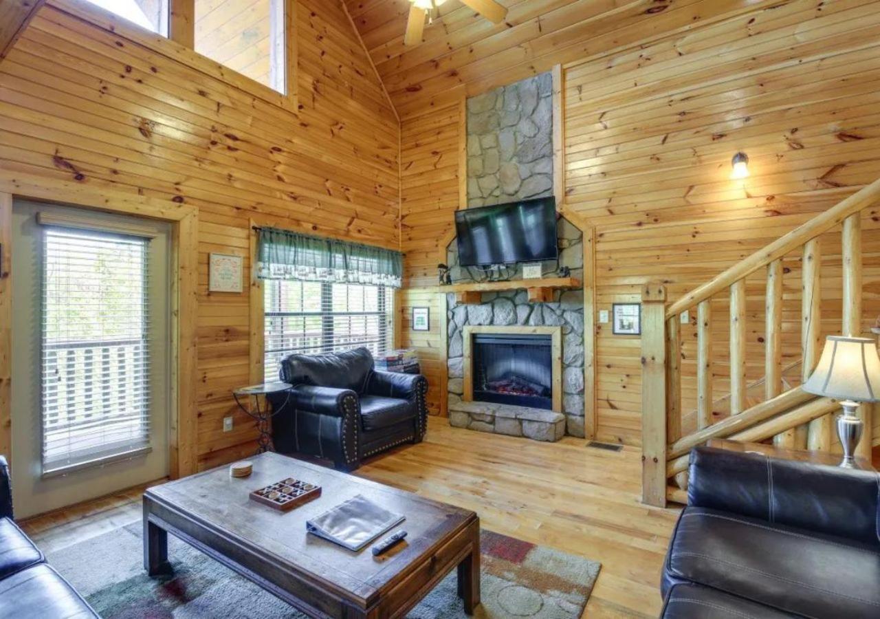 Fabulous Pet-Friendly, Family Cabin With Outdoor Kitchen, Hot Tub, Sauna, Fireplace, Theater Room, Arcade, Pool Table, And Fire Pit Within Minuties Of Dollywood セバービル エクステリア 写真