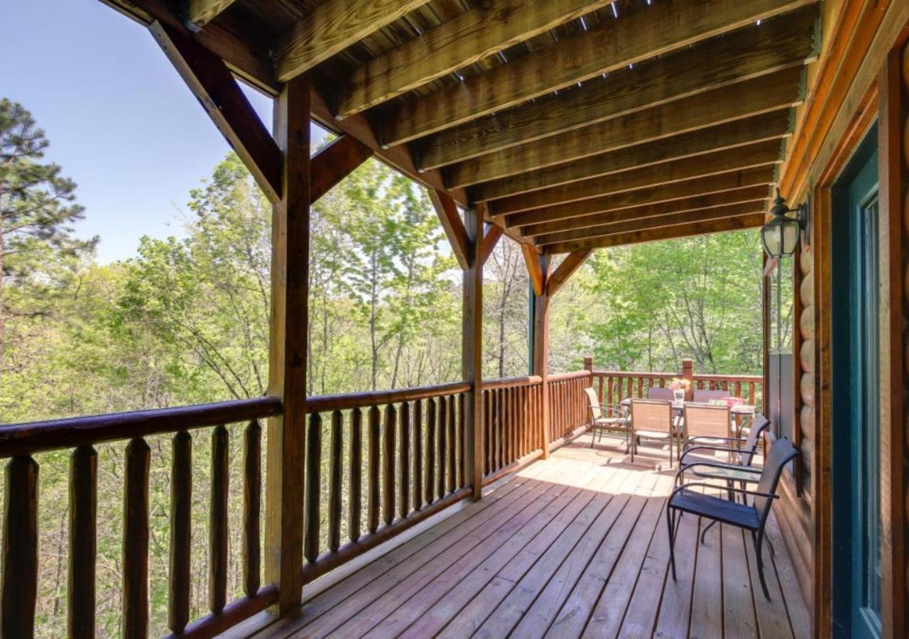 Fabulous Pet-Friendly, Family Cabin With Outdoor Kitchen, Hot Tub, Sauna, Fireplace, Theater Room, Arcade, Pool Table, And Fire Pit Within Minuties Of Dollywood セバービル エクステリア 写真