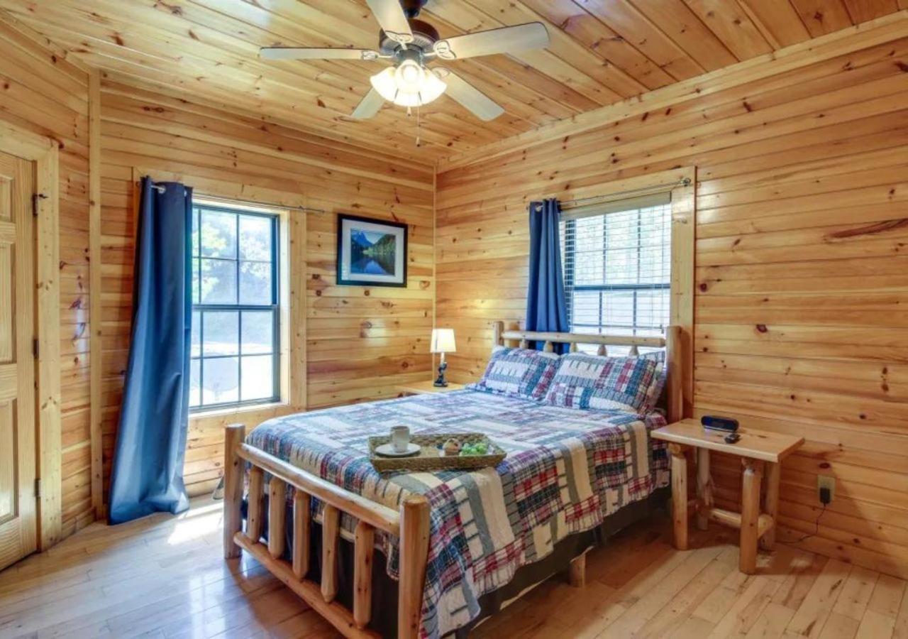 Fabulous Pet-Friendly, Family Cabin With Outdoor Kitchen, Hot Tub, Sauna, Fireplace, Theater Room, Arcade, Pool Table, And Fire Pit Within Minuties Of Dollywood セバービル エクステリア 写真